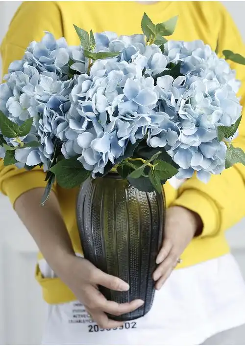 简约仿真花绣球花带花瓶高档端像真的假花婚庆客厅餐桌花摆花装饰