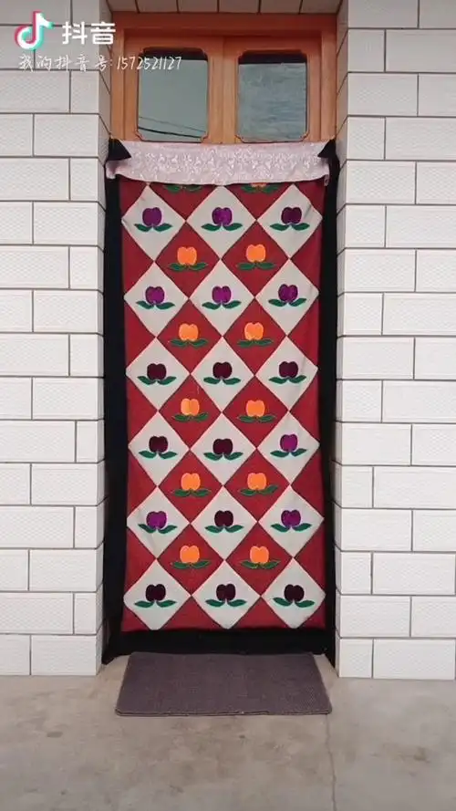 纯手工做的门帘,漂不漂亮你们说了算,简单干净,家是温暖的港湾!