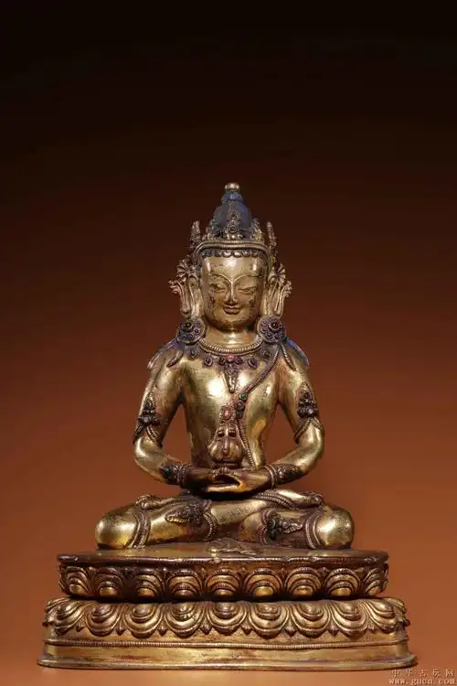 清代铜鎏金长寿佛坐像