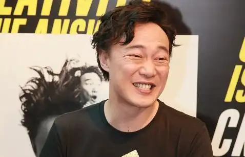 2018俄罗斯世界杯揭幕战现场巨星云集 揭幕战看台惊现陈奕迅