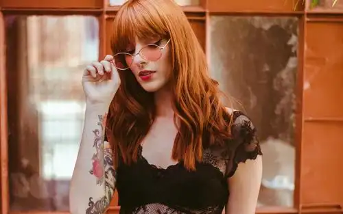 时尚性感的欧洲美女极品写真,高清壁纸图片,欧美美女-回车桌面