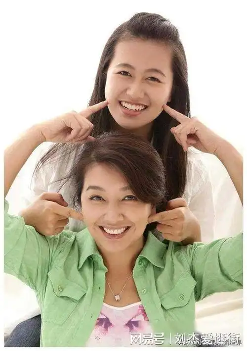 演员夫妻对比张延嫁港星史兰芽三婚终遇真爱