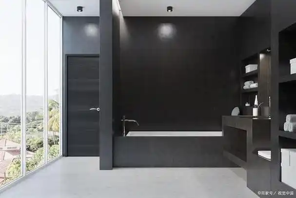 黑色踢脚线配什么颜色的门