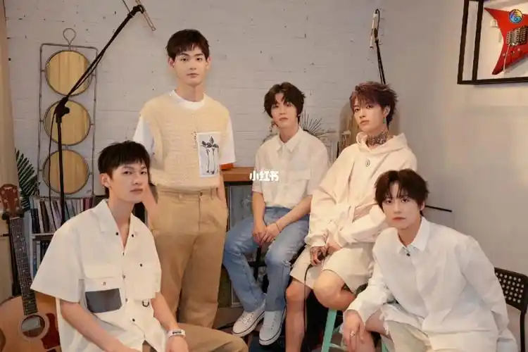 气运联盟两周年快乐