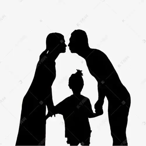 人像剪影夕阳一家三口在夕阳下牵手亲吻素材图片免费下载-千库网
