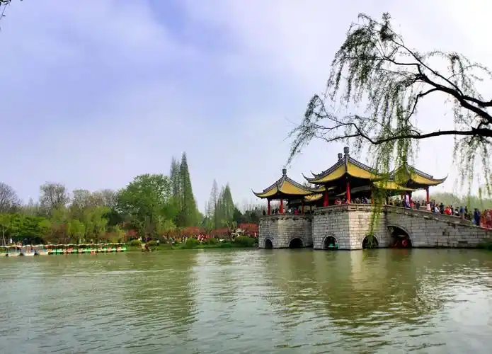 烟花三月下扬州