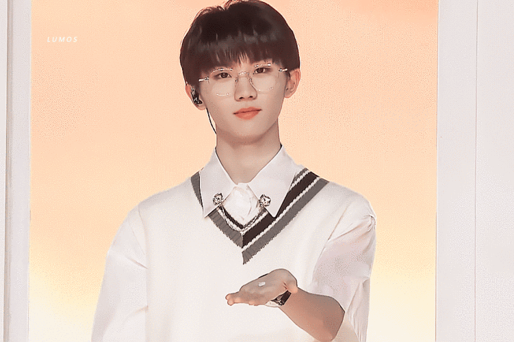 爷青回啊马嘉祺终于又打架子鼓了555