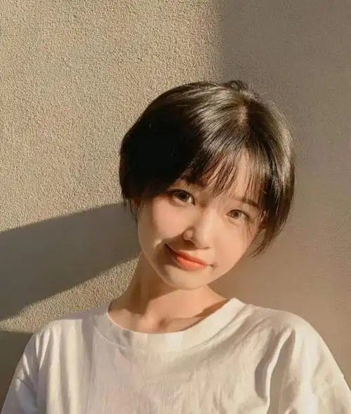 适合大圆脸的短发显年轻(适合圆脸的短发最新款)图4