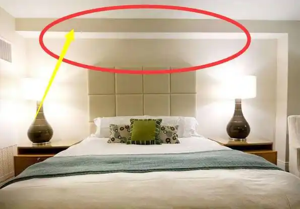 床靠卫生间墙风水好吗(床上风水禁忌)