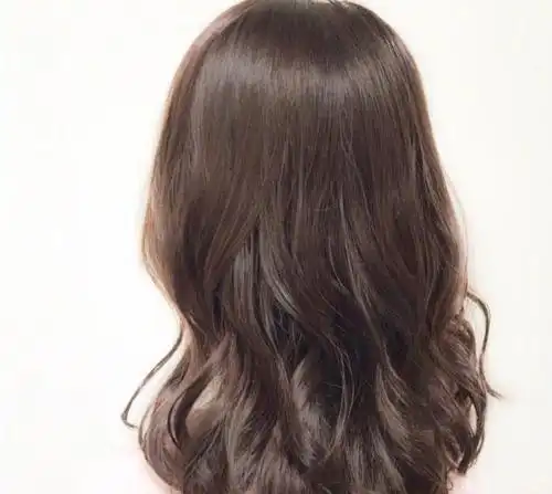 微卷中长发烫发发型今年冬天头发这样烫美的刚刚好