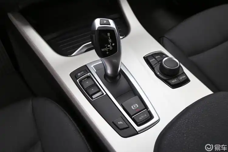 【宝马x32016款sdrive20i换挡杆汽车图片-汽车图片大全】-易车
