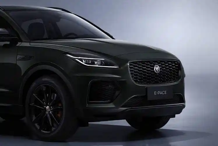 超强轿跑suv捷豹e-pace拥有光彩夺目的外观,十分吸睛_搜狐汽车_搜狐网
