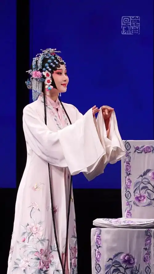 32位杜丽娘32种东方古典美,惊艳你了吗?高清美照速来收藏!