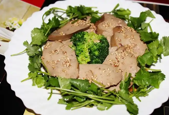 凉拌鹅肝的做法