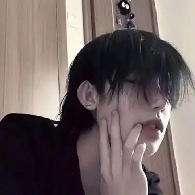 高品质高格调的头像男特别帅气的男生真人微信头像大全