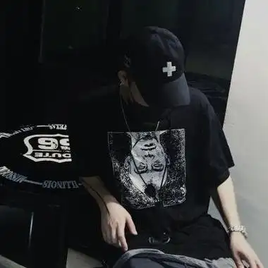 适合单身男生的帅气头像图片超有魅力的高冷男生黑白图片大全