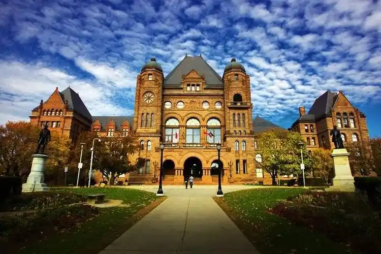 学校介绍 维多利亚大学