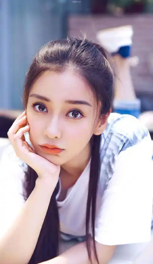 杨颖大片又圈粉,网友:你就老老实实拍平面,放过影视剧可好?