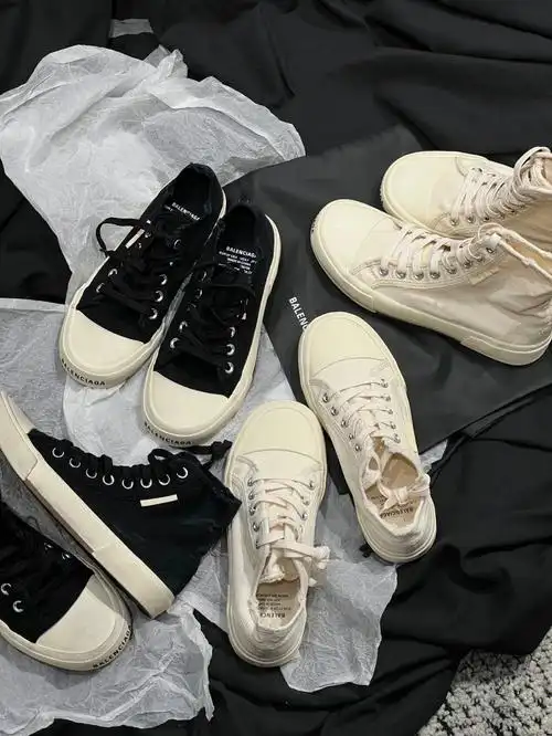 balenciaga 巴黎世家 帆布鞋 高帮低帮 做旧大爱7815