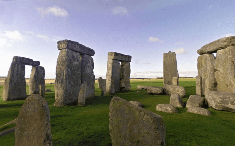 石头gif晃动gif草地gif天空gif