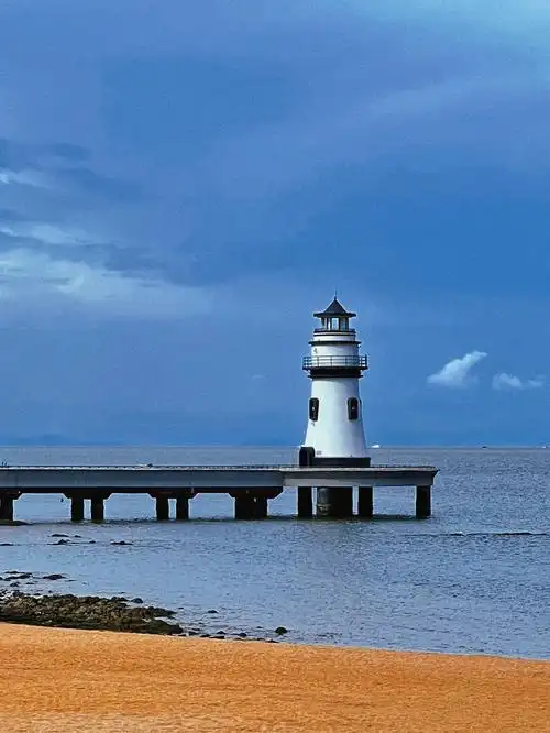 珠海不能错过情侣路最美灯塔