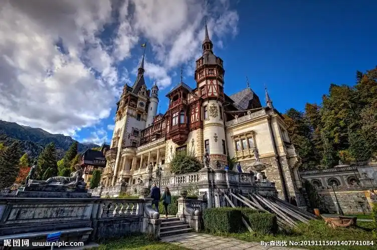 国外建筑风景天空云彩图片