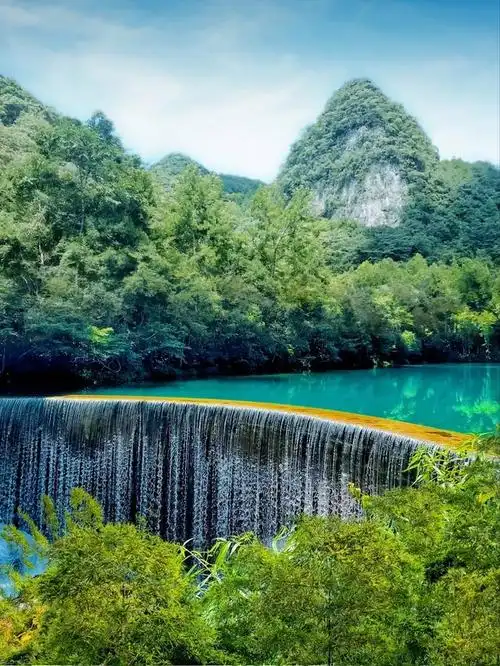 如果这一生只有一次领略山河的机会,把它留给荔波吧.