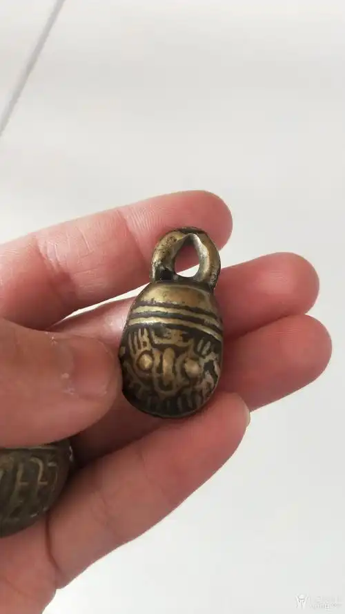 清代铜铃铛