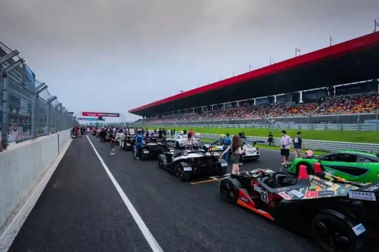 郑州国际赛车嘉年华圆满落幕!河南汽摩运动迈入全新时代