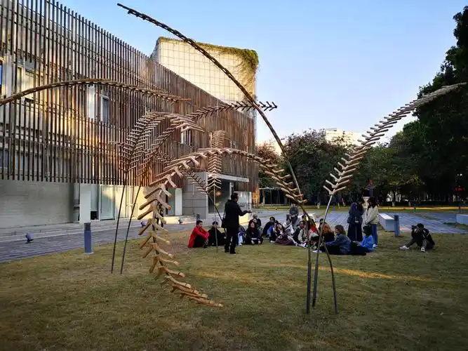 汕头大学第六届公共艺术节塑造艺术校园