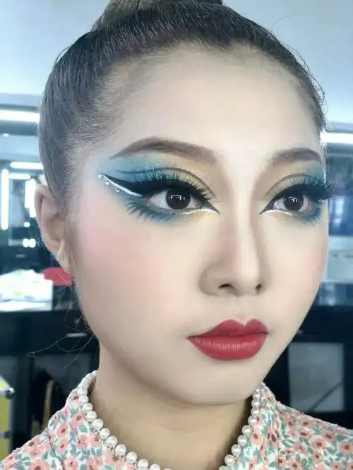 舞台妆  #儿童舞台妆  #舞台妆学习  #创意舞台妆  #舞台妆设计