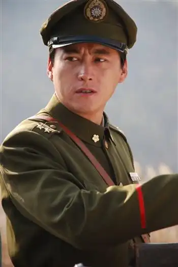 《利剑》热拍 刘小锋张成功片场起冲突