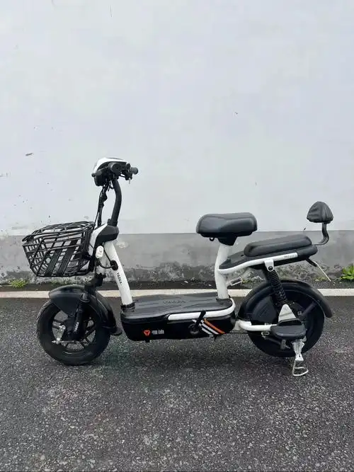 创作灵感 精品雅迪电动车48v续航三十多公里 车况精品,骑 - 抖音