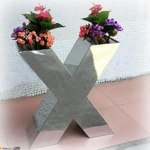 厂家定制不锈钢异形花瓶 花器 可电镀各种颜色