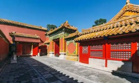 清朝的皇宫为什么没有厕所呢?