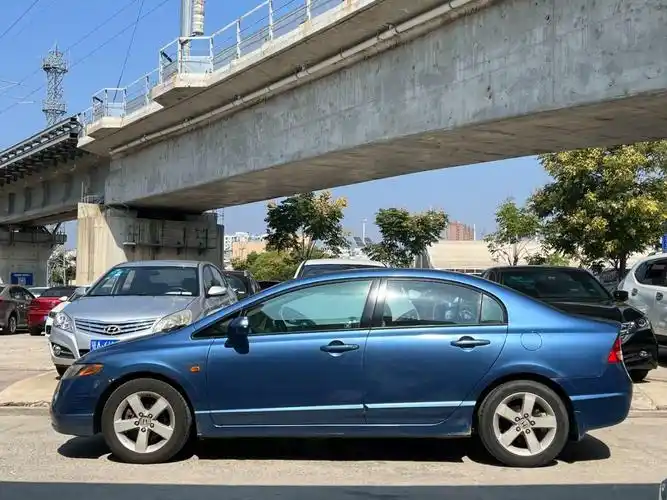 本田 思域  2006款 1.8l 自动经典版图片