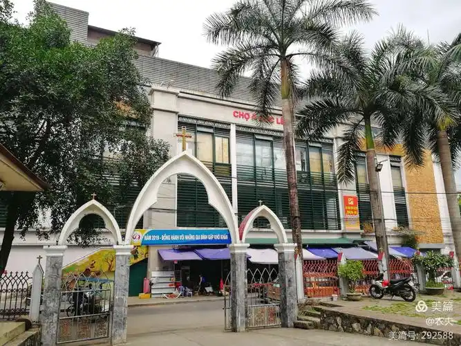 老街市一瞥越南