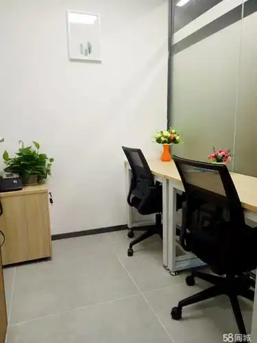 (单间出租)南山前海发展机会区域,【永新汇】精装1至50人办公室出租!