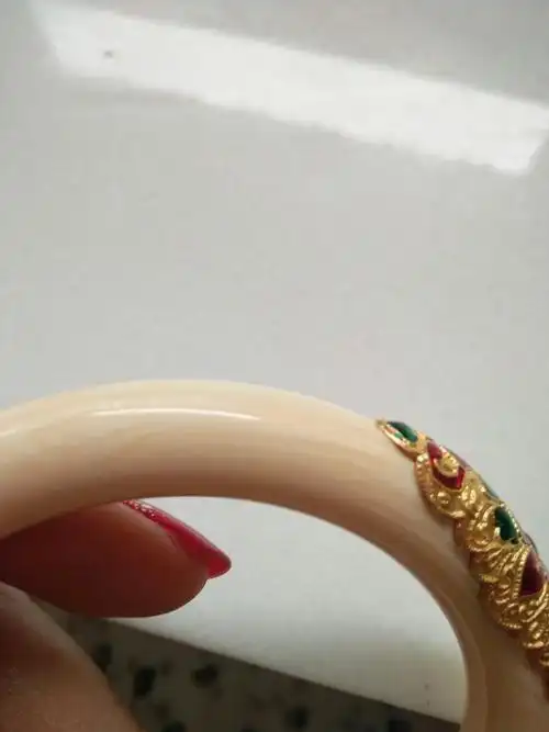 这个象牙是真的还是假的?