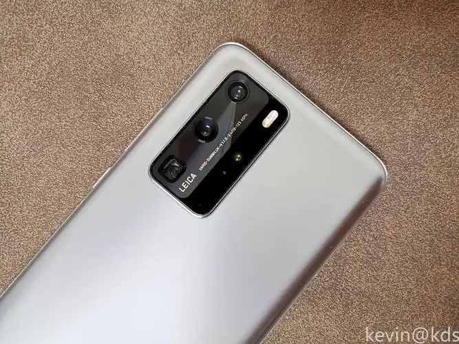 华为p40/p40 pro图赏:陶瓷材质 90hz四曲面柔性屏