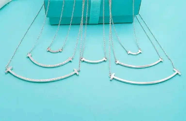 裂开嘴巴的笑脸#蒂芙尼项链  #纯银项链  #微笑项链  #明星同款千元内