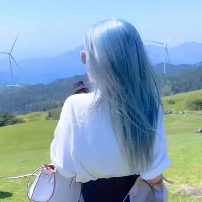 头像女简单干净气质背影77张_女生头像_头像屋