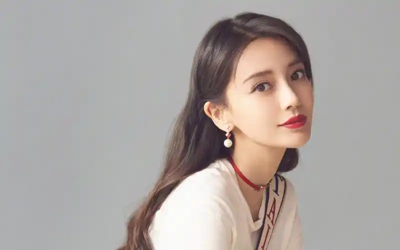 angelababy优雅性感图片桌面壁纸