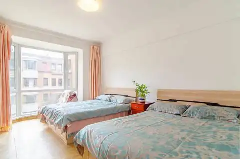 大连星海广场海天民宿(连山社区公园分店)