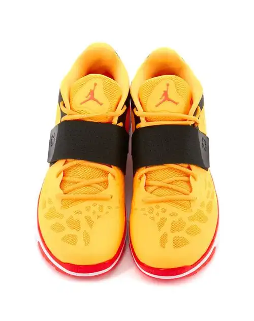 耐克nike jordan 男款橙色篮球鞋 篮球系列