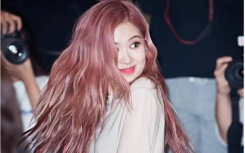 ros07blackpink拜托救救我吧彩英神奇的个人技箱子语box语肉肉是