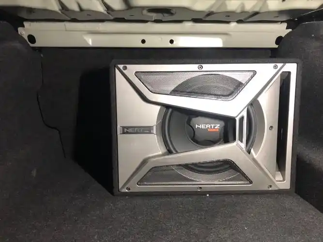 汕头星悦汽车音响新款宝马5系原车哈曼卡顿车载音响系统升级功放dsp