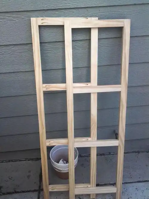 用废弃的木板diy一个实用的植物花架,比花钱买来的还要好