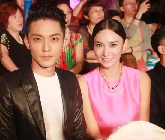 唐熙陈威翰出席儿童公益晚会将慈善进行到底