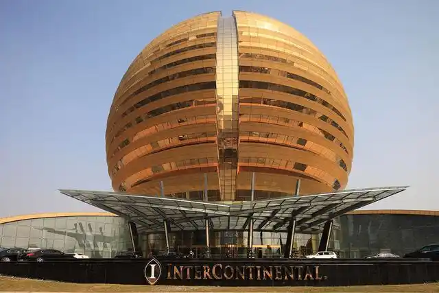 这些圆圆的球状建筑物你见过几个